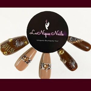 Tiger beat Custom Press On Nails, Animal Print, Edgy, Trendy Size M